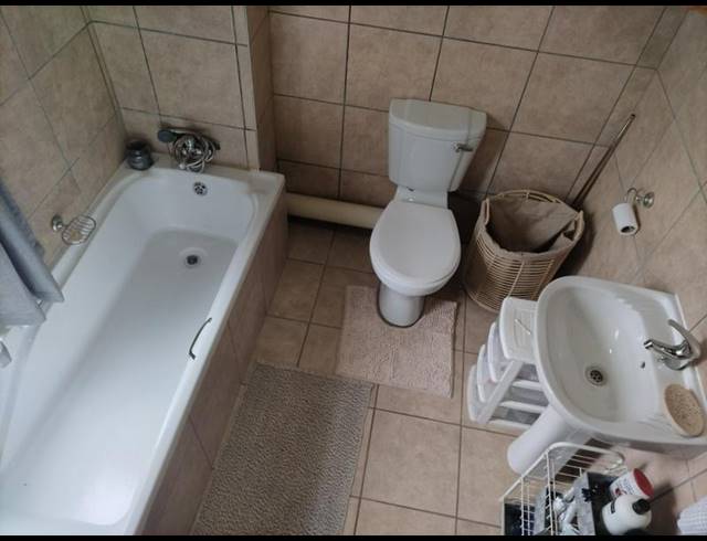 3 BEDROOM PROPERTY TO RENT IN HAZELDEAN